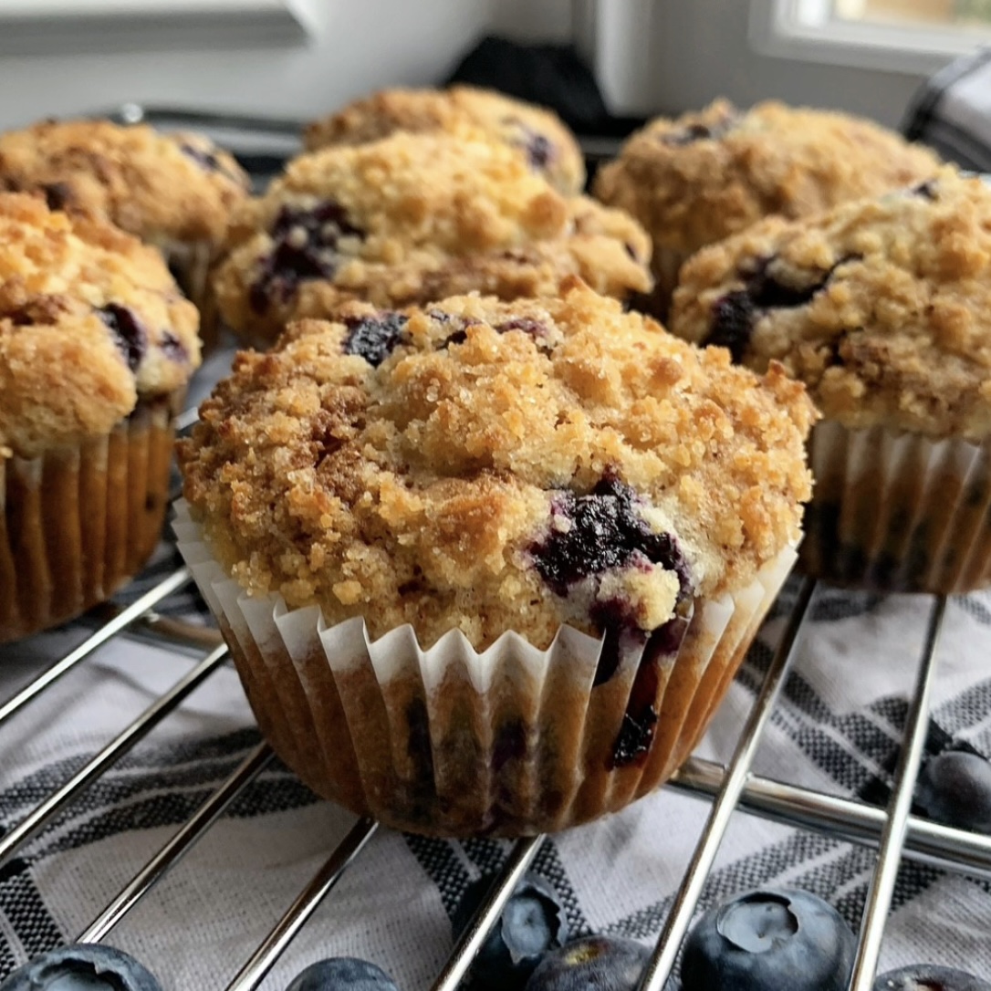 Blueberry lemon streusel muffins final product